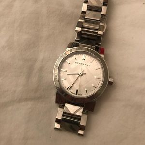 Burberry women’s Swiss stainless steel watch